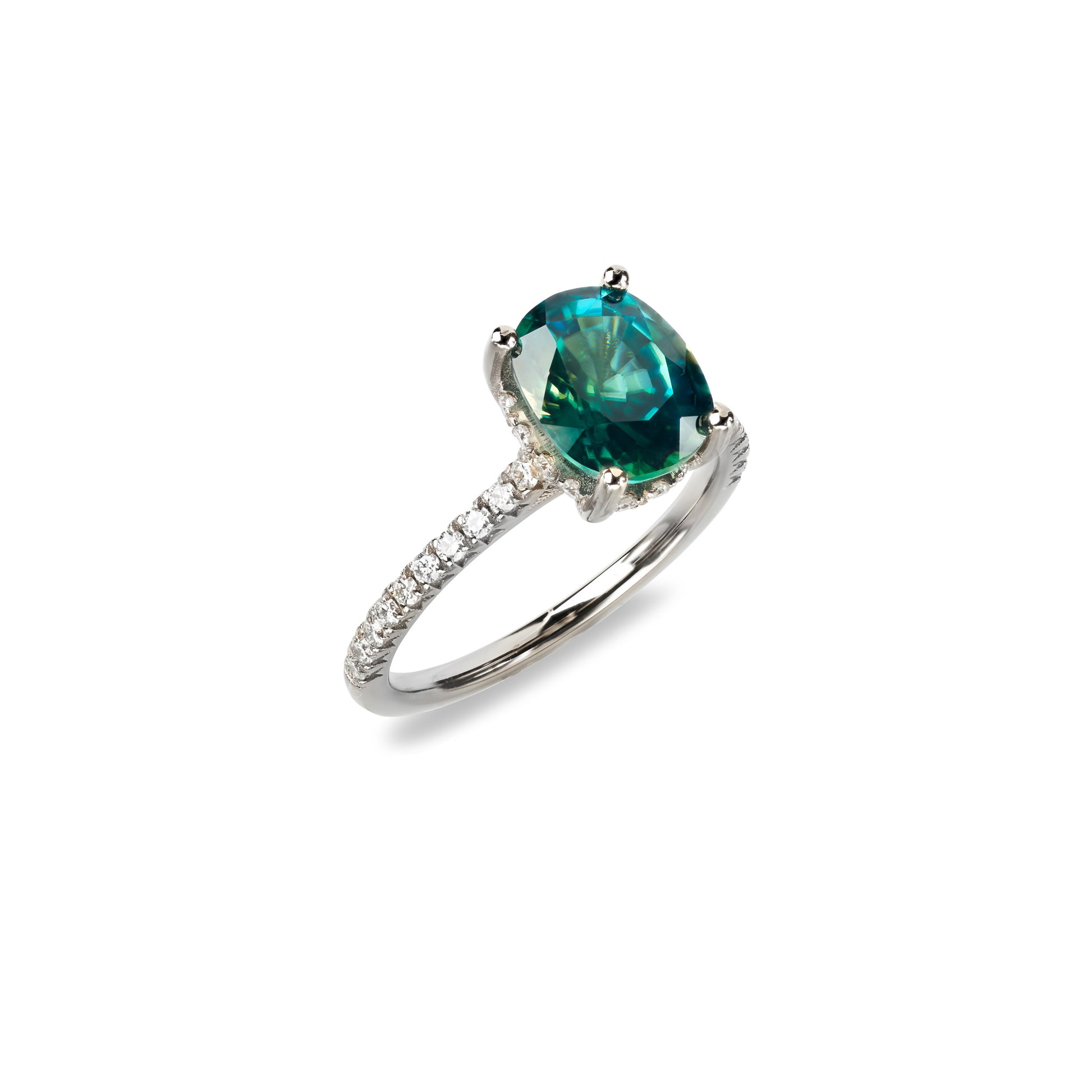 Ring mit Brillanten und grünem Zirkon
