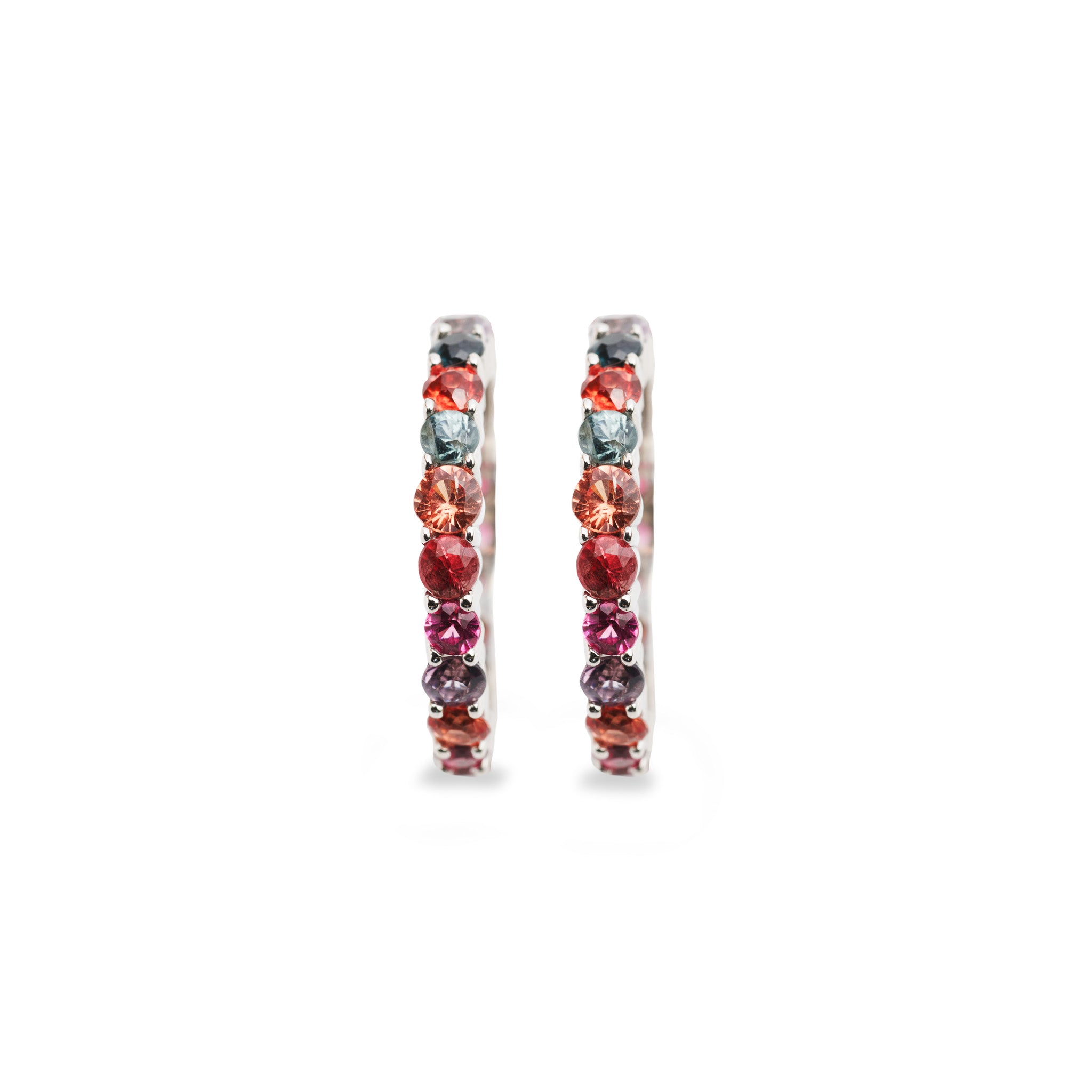 Creolen 18kt Weißgold mit 64 Multicolor-Spinellen im Brillantschliff – Handgefertigte Ohrringe, Einzelstück, BeVain München