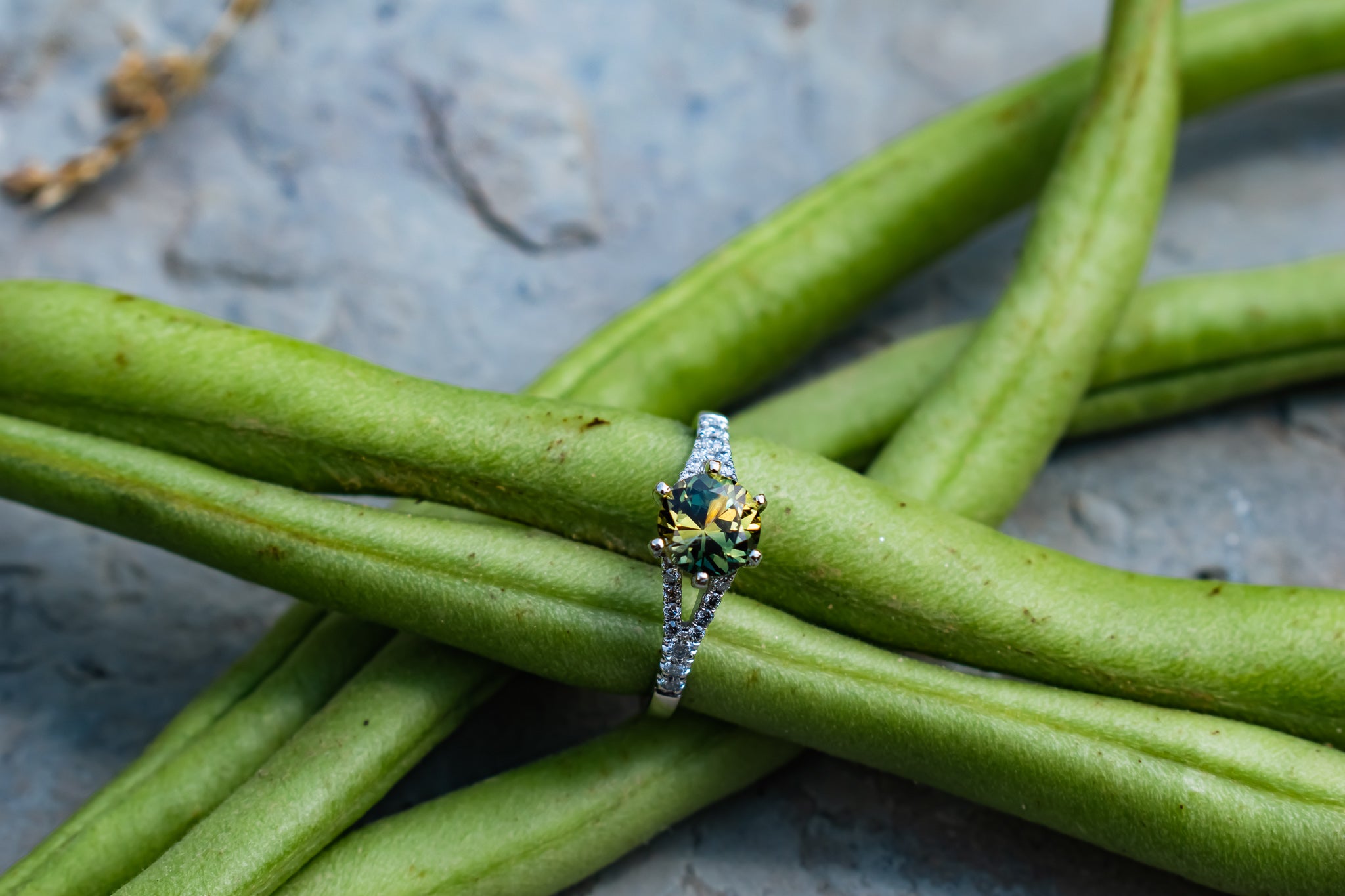 18kt Gold Parti Saphir Ring – Unikat | BeVain